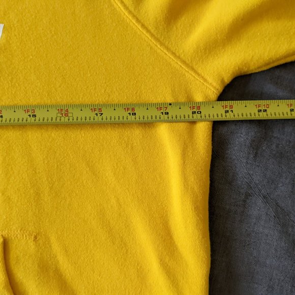 Levi’s Logo Hoodie in Yellow/White - Picture 7 of 8